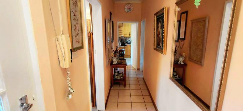 3 Bedroom Property for Sale in Noordhoek Free State